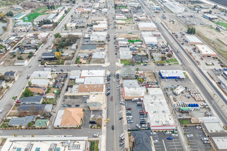 More Photos Of 927 O St, Firebaugh Healthcare For Sale