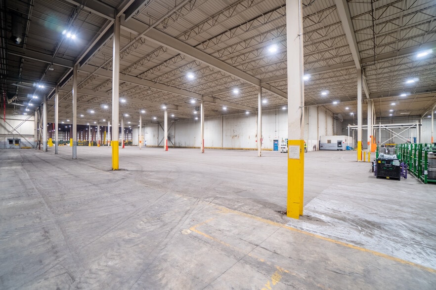 Primary Photo Of 6821 E County 1100 Rd N, Mattoon Manufacturing For Lease