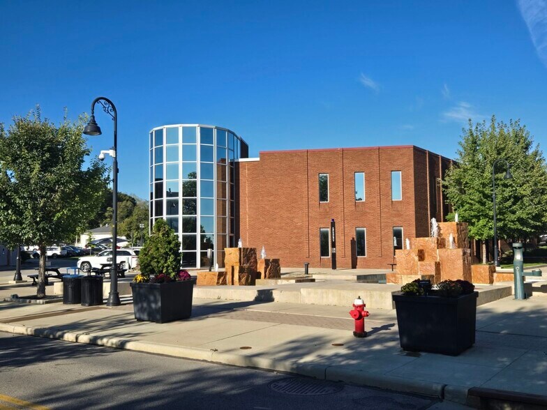 More Photos Of 111 Stow Ave, Cuyahoga Falls Office For Sale