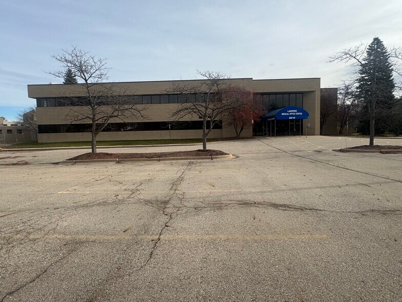 More Photos Of 2815 Pennsylvania Ave, Lansing Medical For Sale