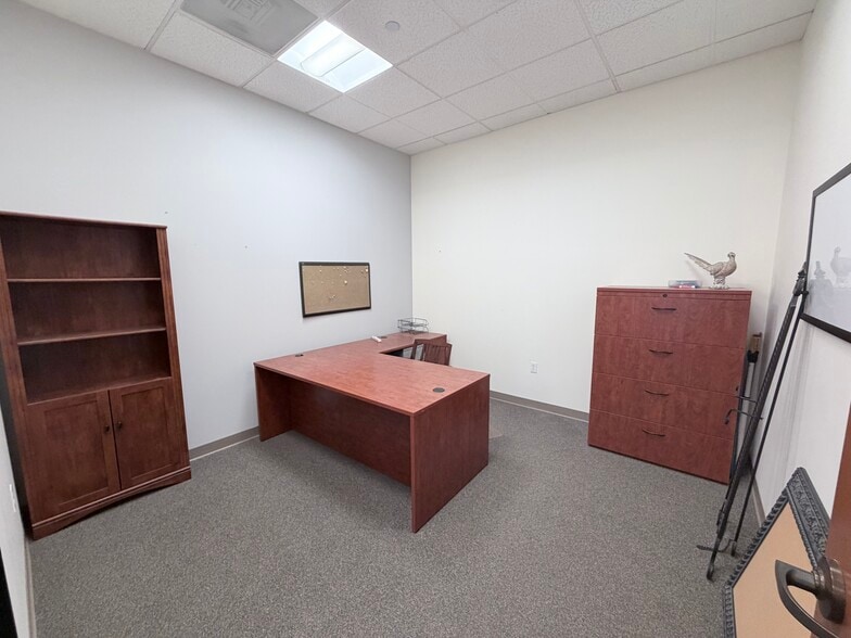 More Photos Of 100 Cortona Way, Brentwood Medical For Sale