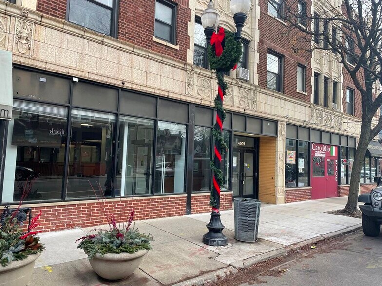 More Photos Of 4601-4609 N Lincoln Ave, Chicago Multifamily For Sale