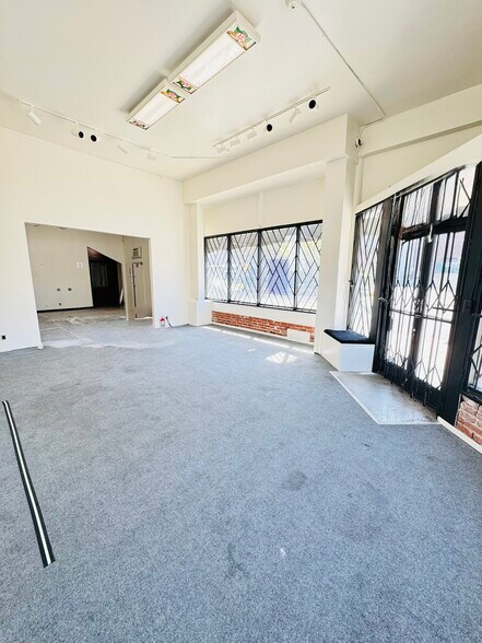 More Photos Of 7424-7426 W Sunset Blvd, Los Angeles Storefront Retail Office For Lease