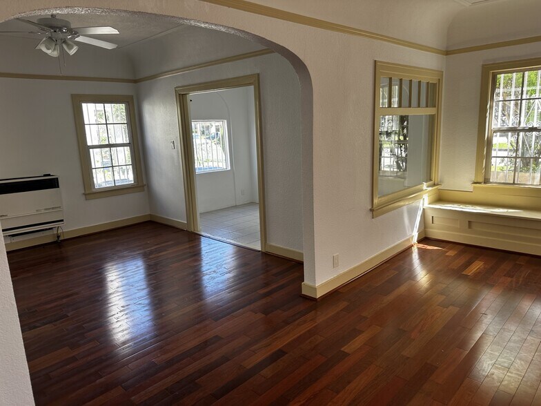 More Photos Of 1945 S Bronson Ave, Los Angeles Apartments For Sale