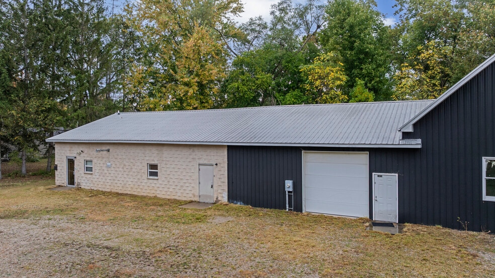 More Photos Of 74026 Tietz St, Armada Warehouse For Sale