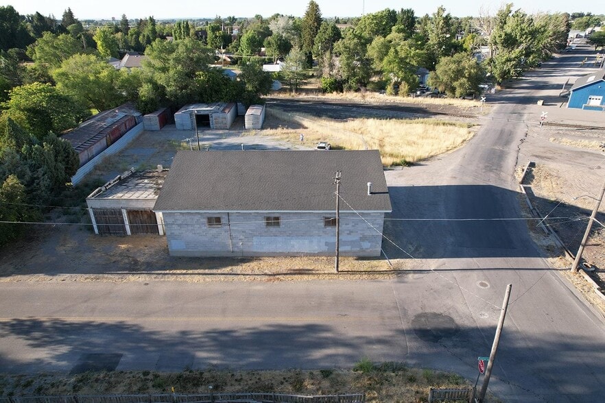 More Photos Of 425 S Maple St, Blackfoot Warehouse For Sale