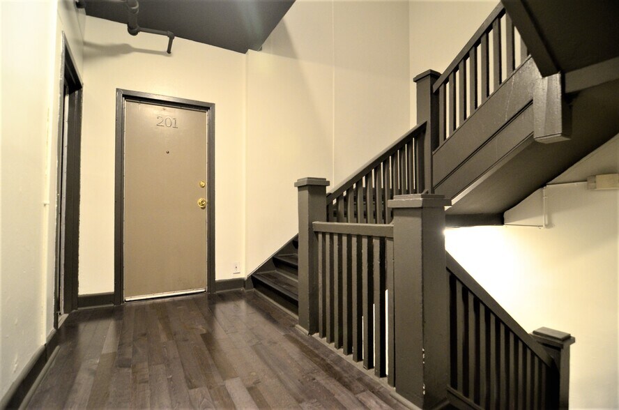 More Photos Of 1984 Park Grove Ave, Los Angeles Apartments For Sale