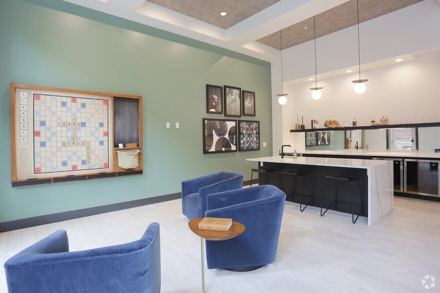 More Photos Of 1650 NW 23rd Ave, Portland Apartments For Lease