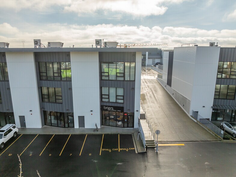 More Photos Of 8210-8220 Ross St, Vancouver Warehouse For Sale