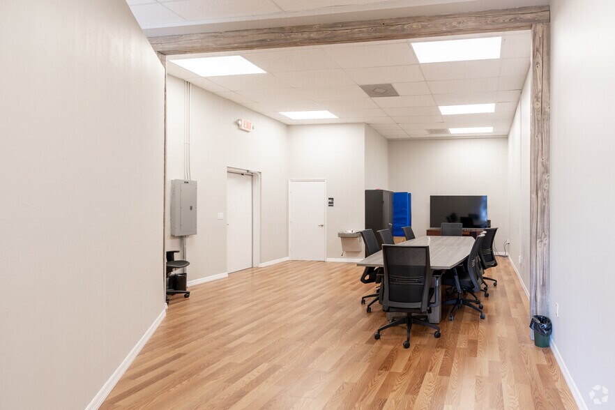 More Photos Of 3100 Del Prado Blvd S, Cape Coral Office For Sale