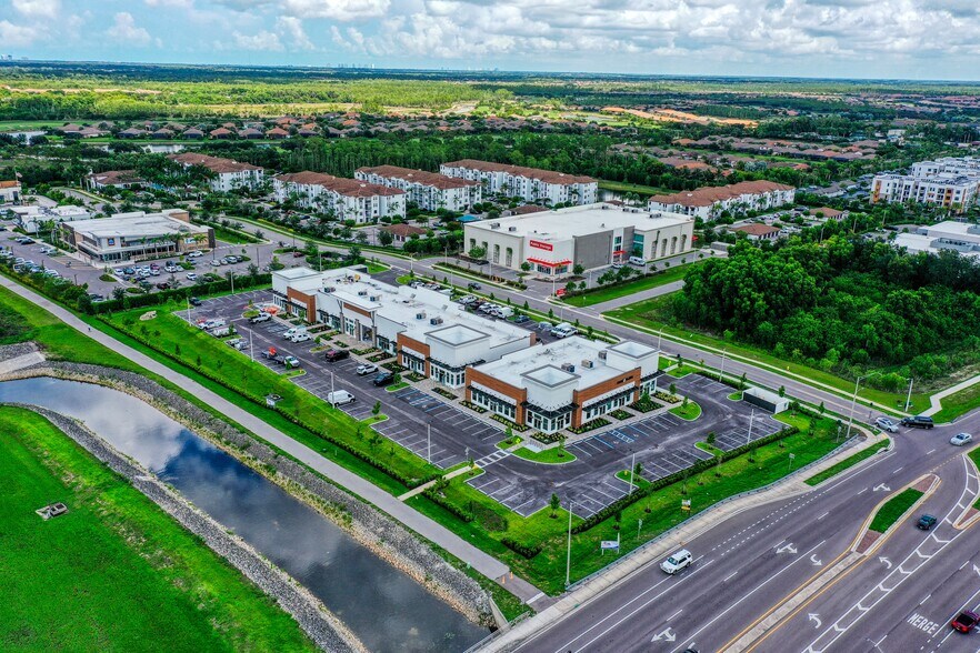 More Photos Of 8710 Addison Place Dr, Naples Storefront For Lease