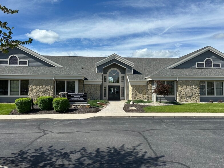 More Photos Of 9009 Coldwater Rd, Fort Wayne Unknown For Lease