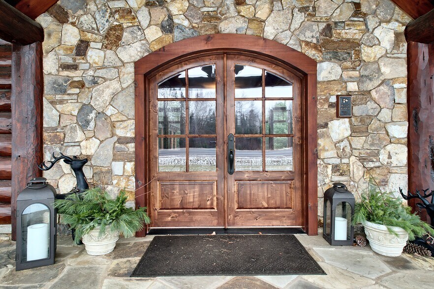 More Photos Of 5771 US Highway 45, Land O Lakes Office For Sale