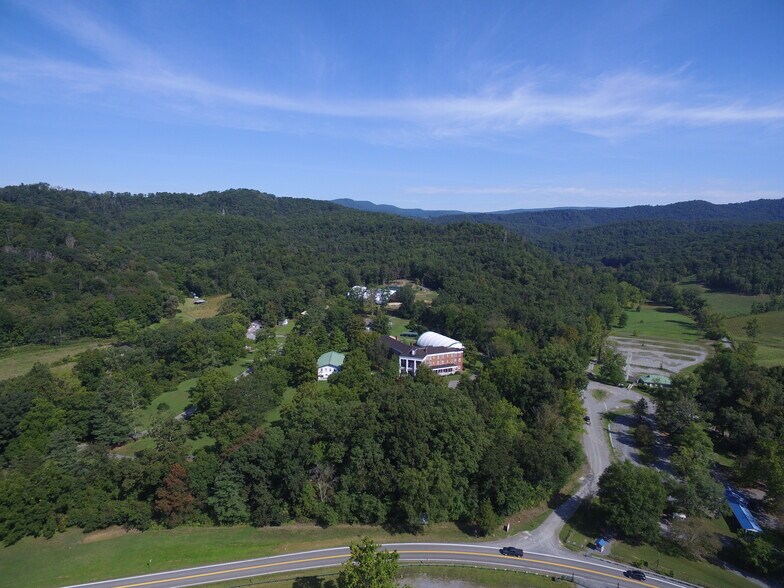 More Photos Of 158 Academy Lane Dr, Pence Springs Hotel For Sale
