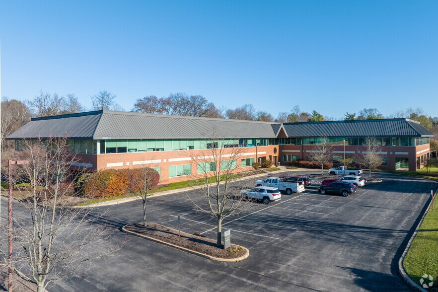 More Photos Of 925 Harvest Dr, Blue Bell Unknown For Lease