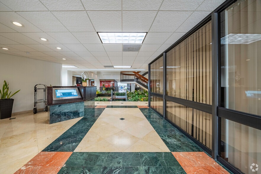 More Photos Of 8700 W Flagler St, Miami Unknown For Lease