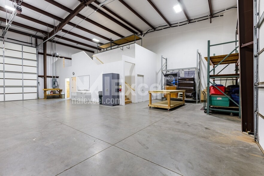 More Photos Of 5682 W 670 S, Hurricane Warehouse For Sale