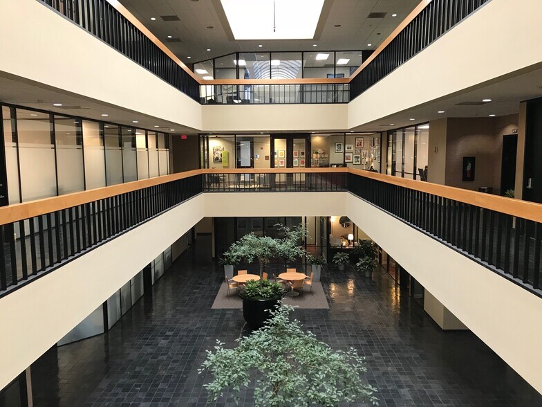 More Photos Of 1301 S Capital Of Texas Hwy, Austin Office For Lease