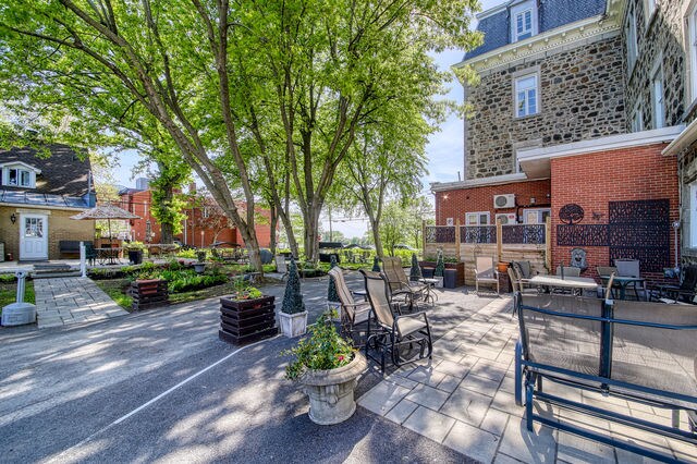 More Photos Of 550 Boul Marie-Victorin, Boucherville Congregate Senior Housing For Sale