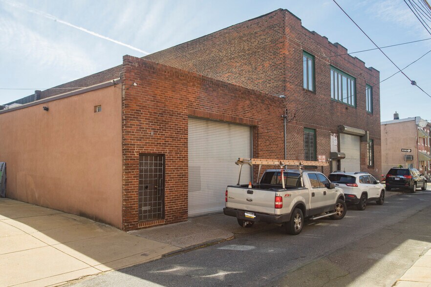 More Photos Of 3130 Belgrade St, Philadelphia Warehouse For Lease