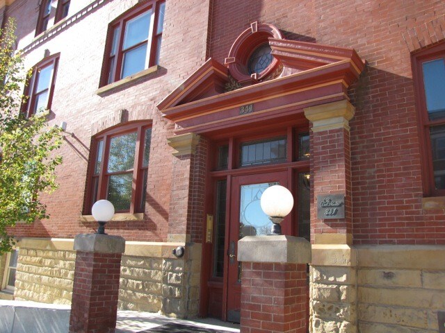 More Photos Of 341 S 3rd St, Columbus Coworking Space