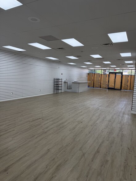 More Photos Of 3121 Ocean Ave, Brooklyn Storefront Retail Office For Lease