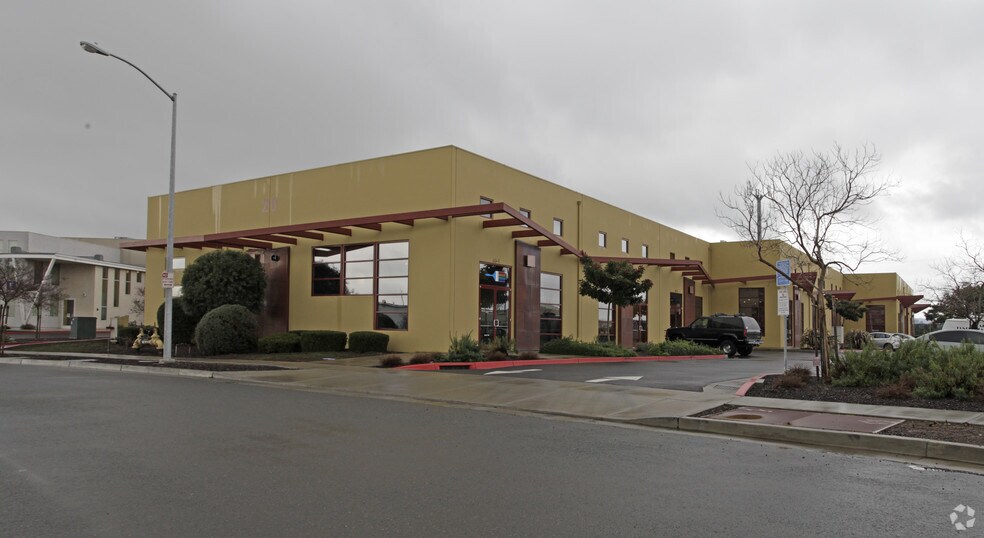 More Photos Of 20 Enterprise Ct, Napa Warehouse For Lease