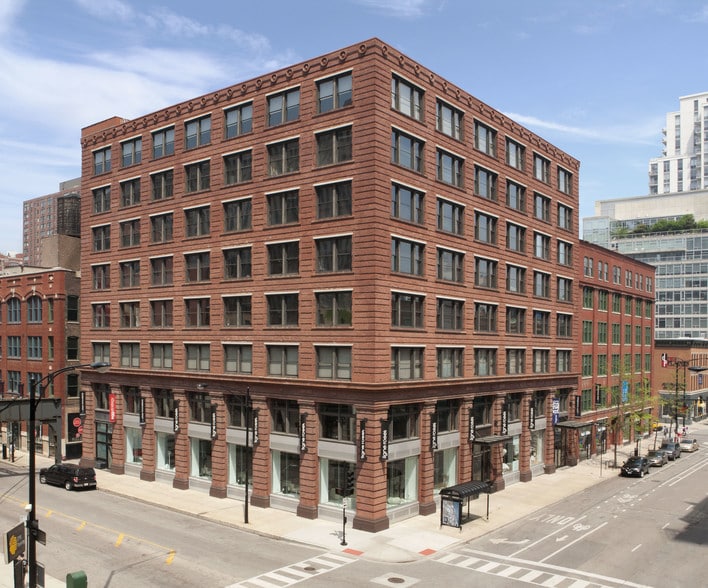 Primary Photo Of 440 N Wells St, Chicago Loft Creative Space For Lease