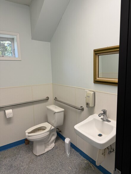 More Photos Of 4208 Navigation Blvd, Houston Food Processing For Sale