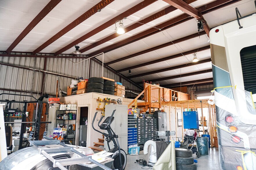 More Photos Of 16326 Mueschke Rd, Cypress Light Distribution For Sale