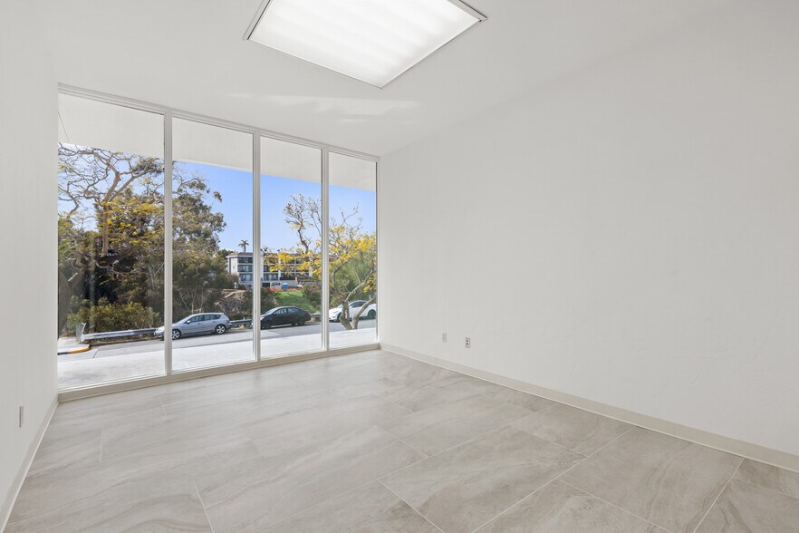 More Photos Of 3003 4th Ave, San Diego Medical For Lease