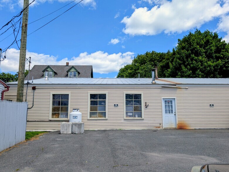 More Photos Of 20-22 Porter St, North Adams Storefront Retail Residential For Sale