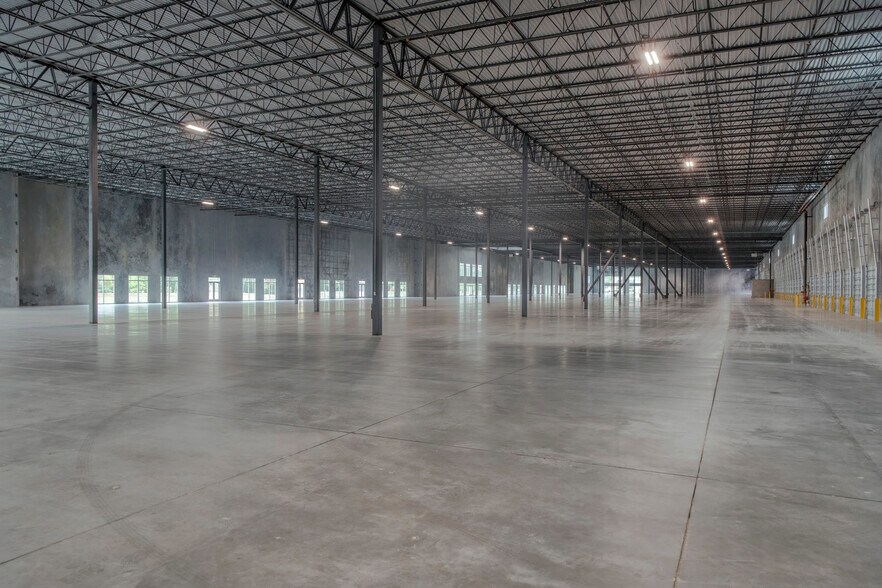 More Photos Of 425 Faison Rd, Charleston Unknown For Lease