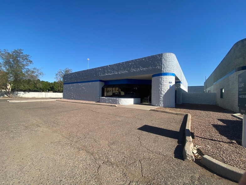 More Photos Of 50 W Hoover Ave, Mesa Warehouse For Lease