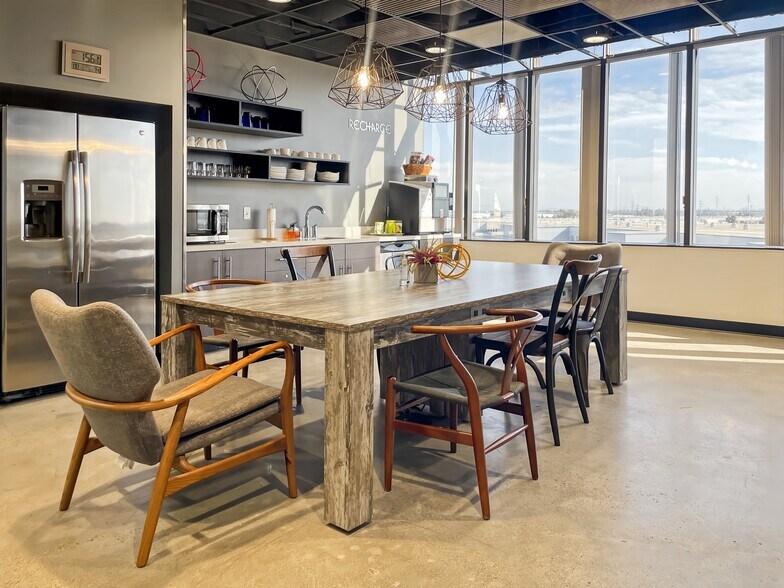 More Photos Of 5800 S Eastern Ave, Commerce Coworking Space