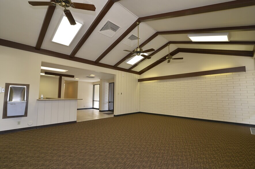 More Photos Of , Bakersfield Office For Sale