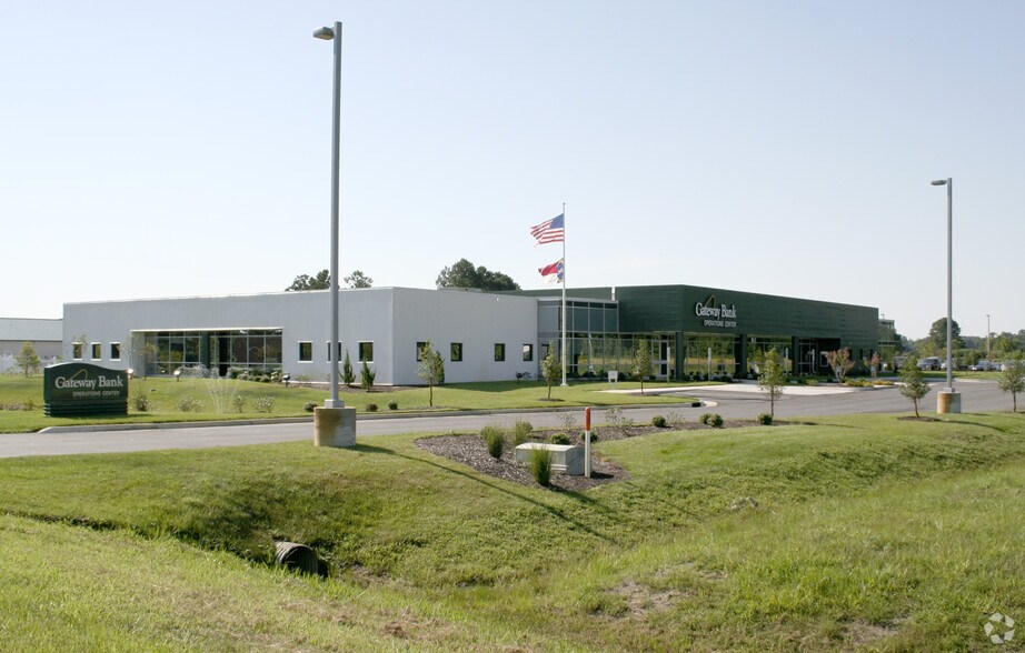 More Photos Of 112 Corporate Dr, Elizabeth City Office For Sale