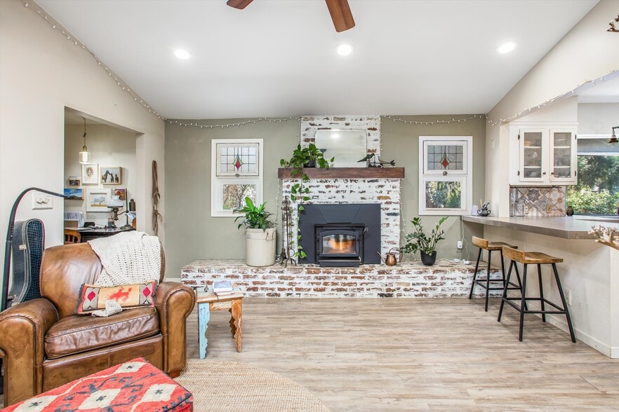 More Photos Of 11138 Laurel Ave, Bloomington Land For Sale