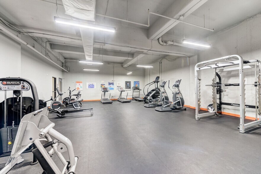 More Photos Of 1600-1650 W Girard Ave, Philadelphia Multifamily For Sale