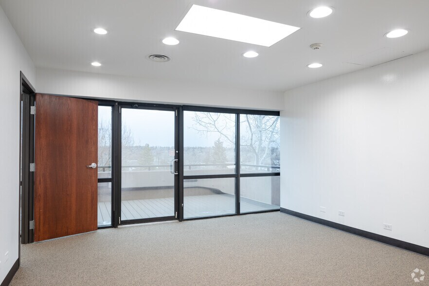 Photo of 3rd Floor Ste 305