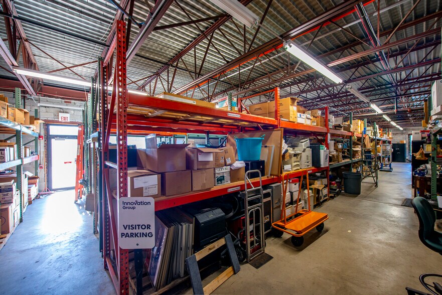 More Photos Of 5350-5360 Keystone Ct, Rolling Meadows Light Distribution For Lease