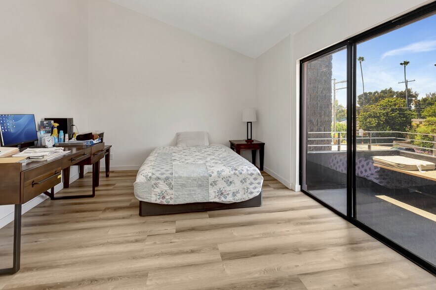 More Photos Of 34206 Sepulveda Ave, Dana Point Light Manufacturing For Lease