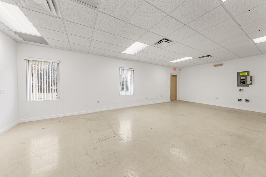 More Photos Of 3270 Highway A1A, Melbourne Beach Office For Sale