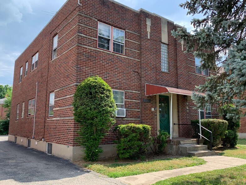 More Photos Of 58 W Nottingham Rd, Dayton Apartments For Sale