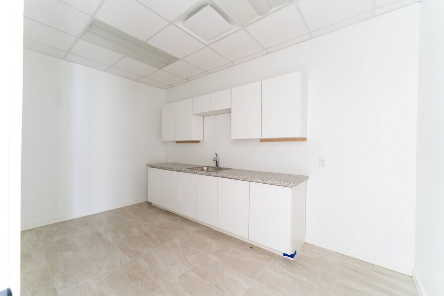 More Photos Of 1030 Katy Fort Bend Rd, Katy Office For Sale