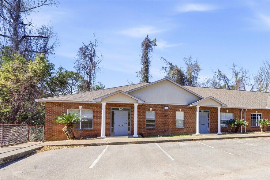 More Photos Of 1804 Miccosukee Commons Dr, Tallahassee Office For Sale