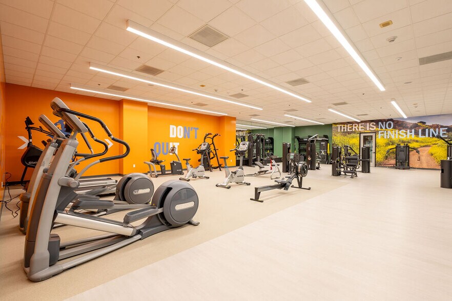 More Photos Of 1100 W Town and Country Rd, Orange Office For Lease