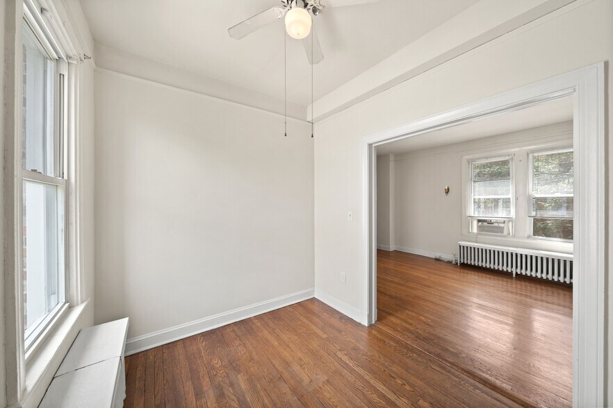 More Photos Of 300A E University Pky, Baltimore Apartments For Sale