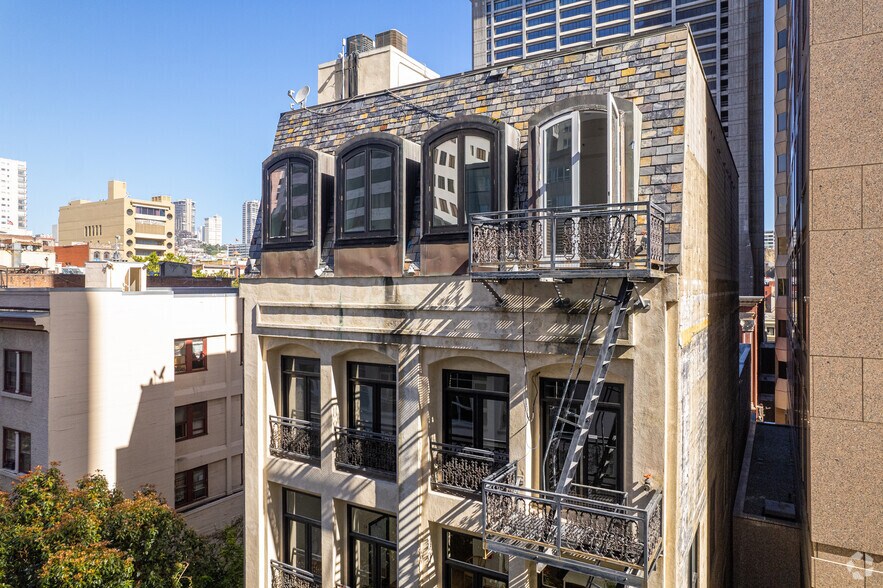 More Photos Of 632 Commercial St, San Francisco Office For Sale