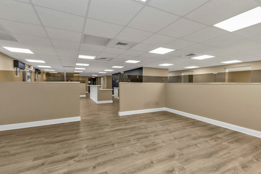 More Photos Of 128 W Charlotte Ave, Punta Gorda Office Residential For Sale